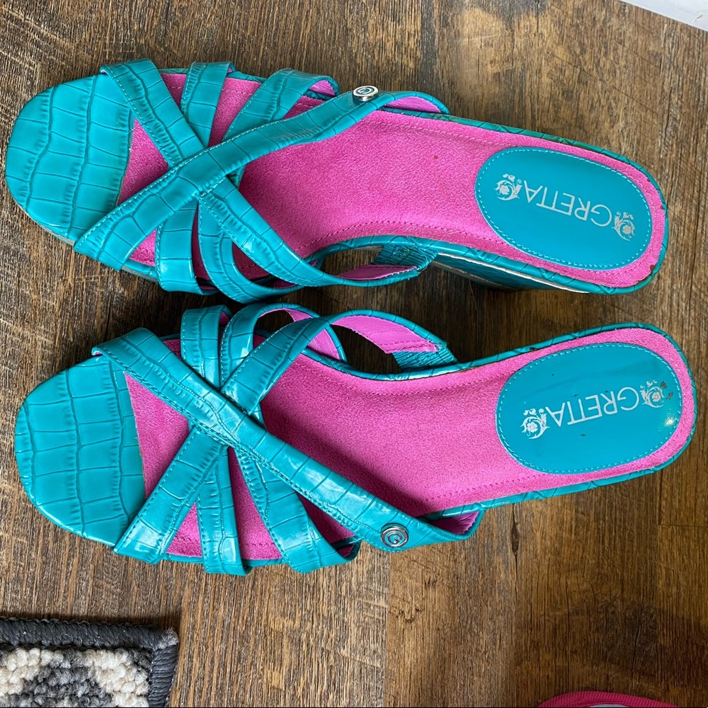 Wedge sandals